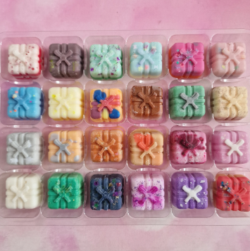 CLEARANCE 24 Day Luxury Wax Melt Advent Calendar Pink Marble Design