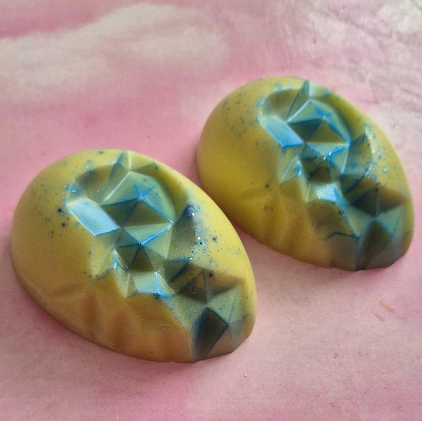 Blueberry & Vanilla Swirl Wax Melt Geometric Egg