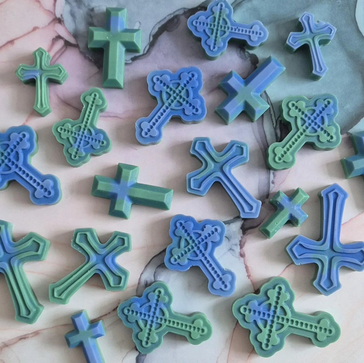 Dark Kiss Wax Melt Crosses